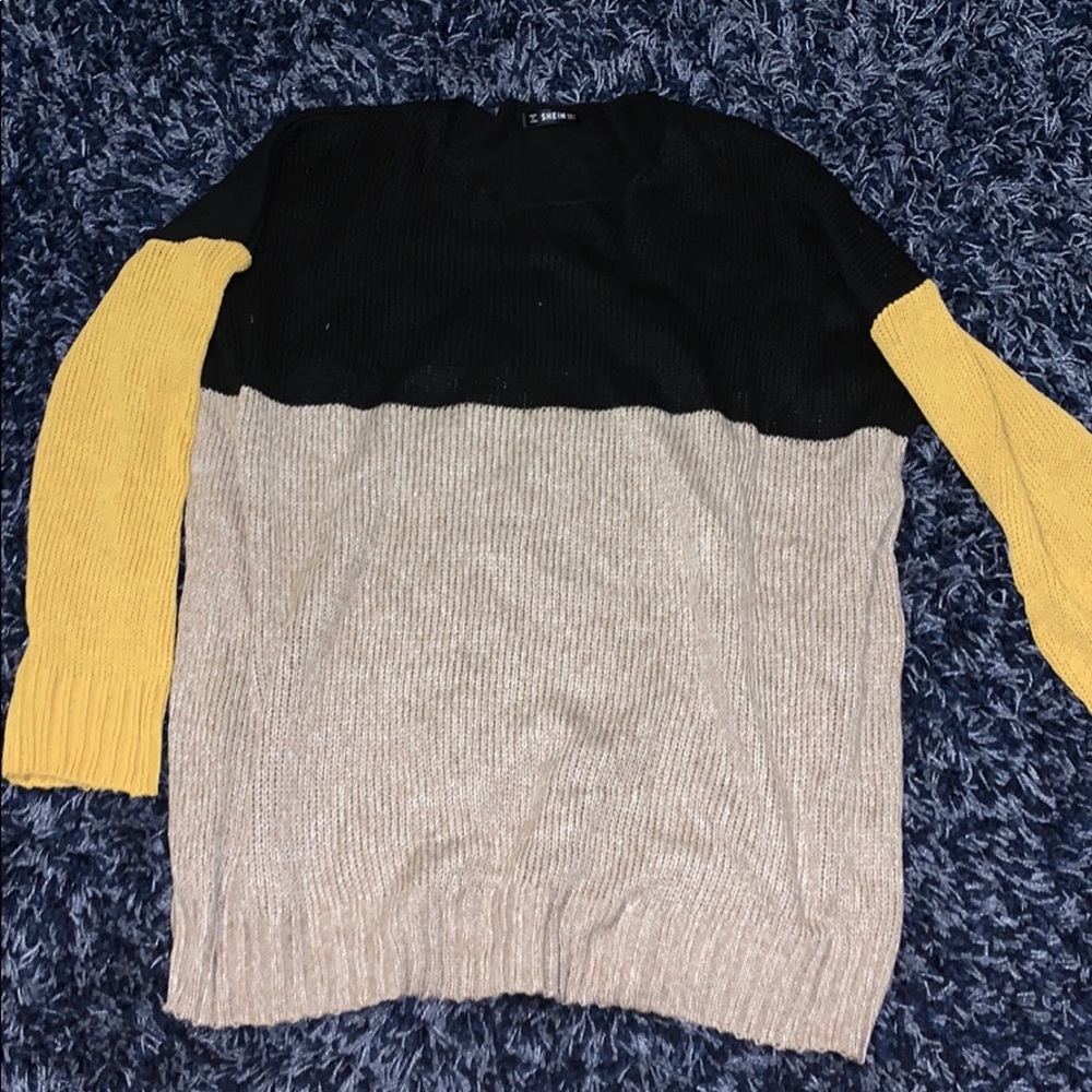 Women’s colorblock oversized sweater- brand new
